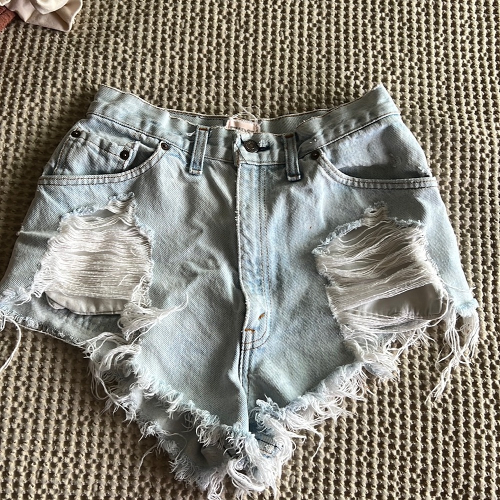 High waisted vintage levi denim shorts